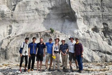 Peneliti ITB Bersama Para Geologist Inggris Lakukan Penelitian Anak Krakatau