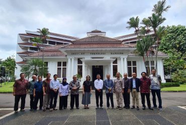 Badan Informasi Geospasial Pasang Alat Kalibrasi Pertama di ITB