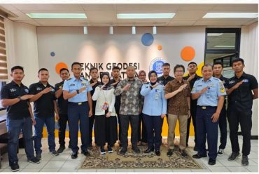 Pendidikan Kursus Desktop Kartografi & Sistem Informasi Geografis Lanjutan dengan Dinas Pendidikan TNI