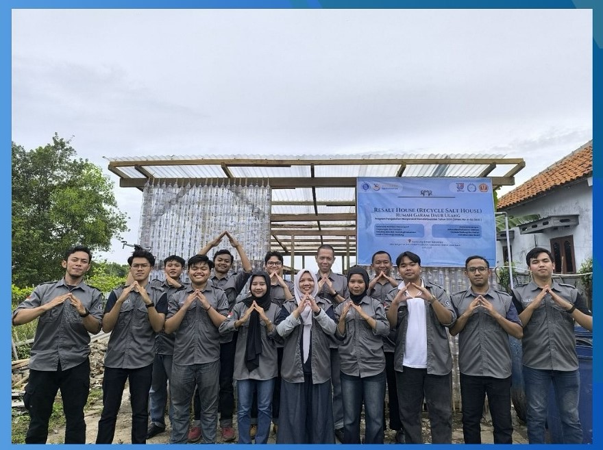 Pengabdian Masyarakat Rumah Garam Daur Ulang (Recycle Salt House)