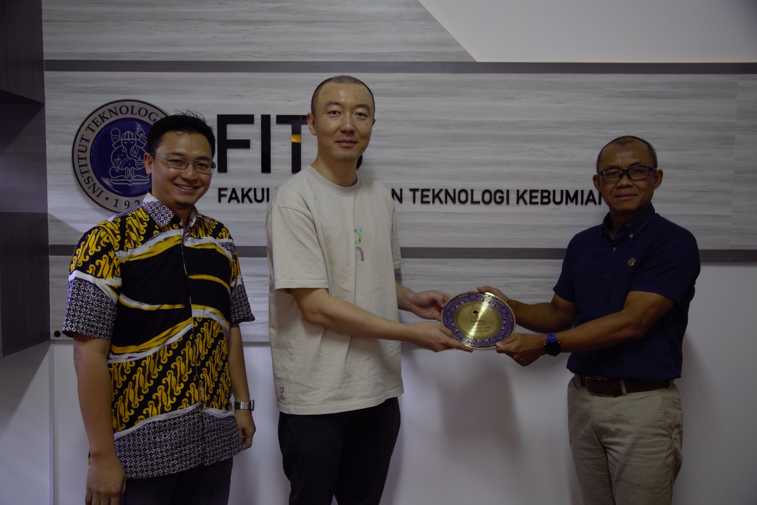 Kunjungan Tamu China Ke FITB-ITB Acara Seminar