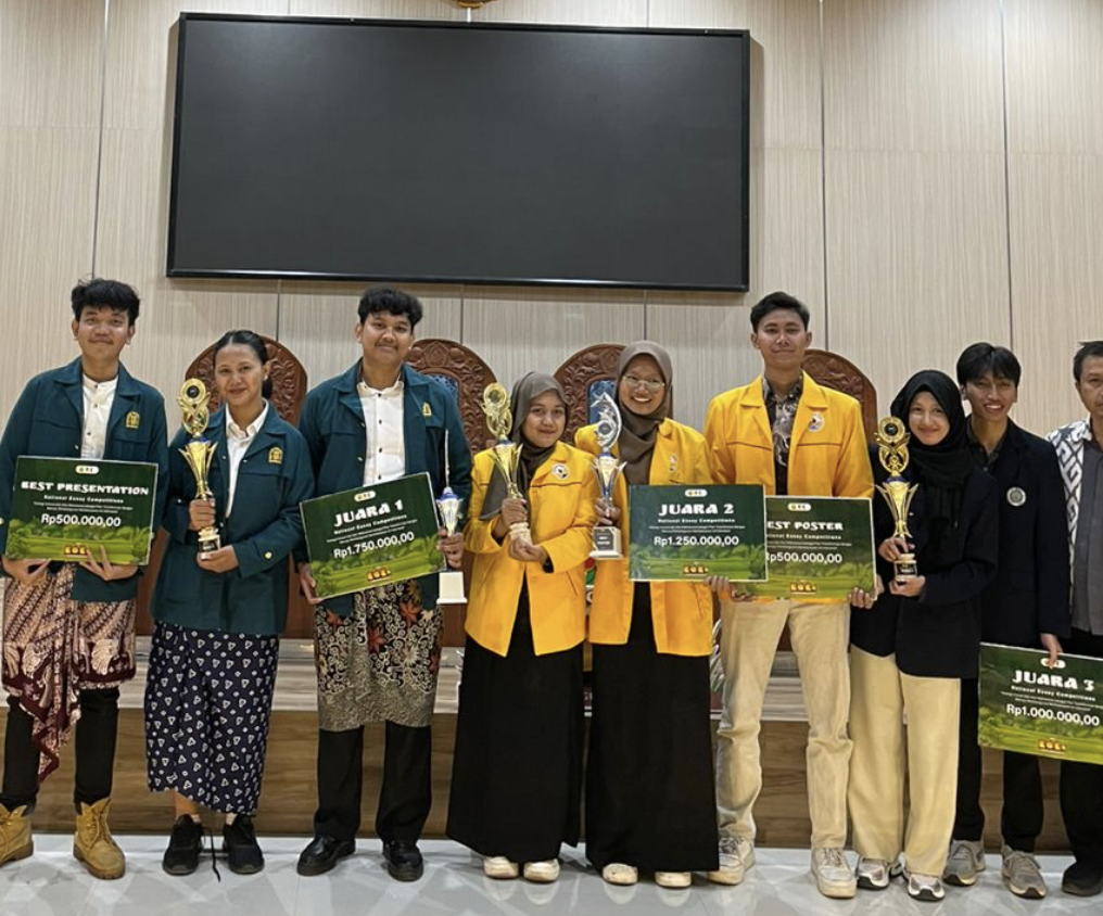 Selamat untuk pemenang Einstein Essay Competition