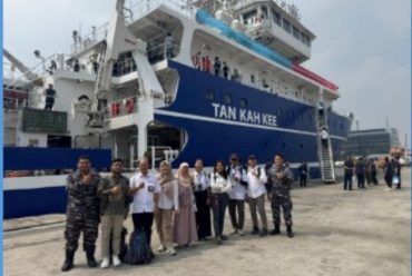 Dua peneliti ITB Berpartisipasi dalam Penelitian Samudra di Atas Kapal Tiongkok