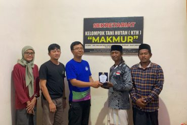 Ekonomi Biru Berbasis Konservasi Mangrove dari Pesisir Banyuwangi