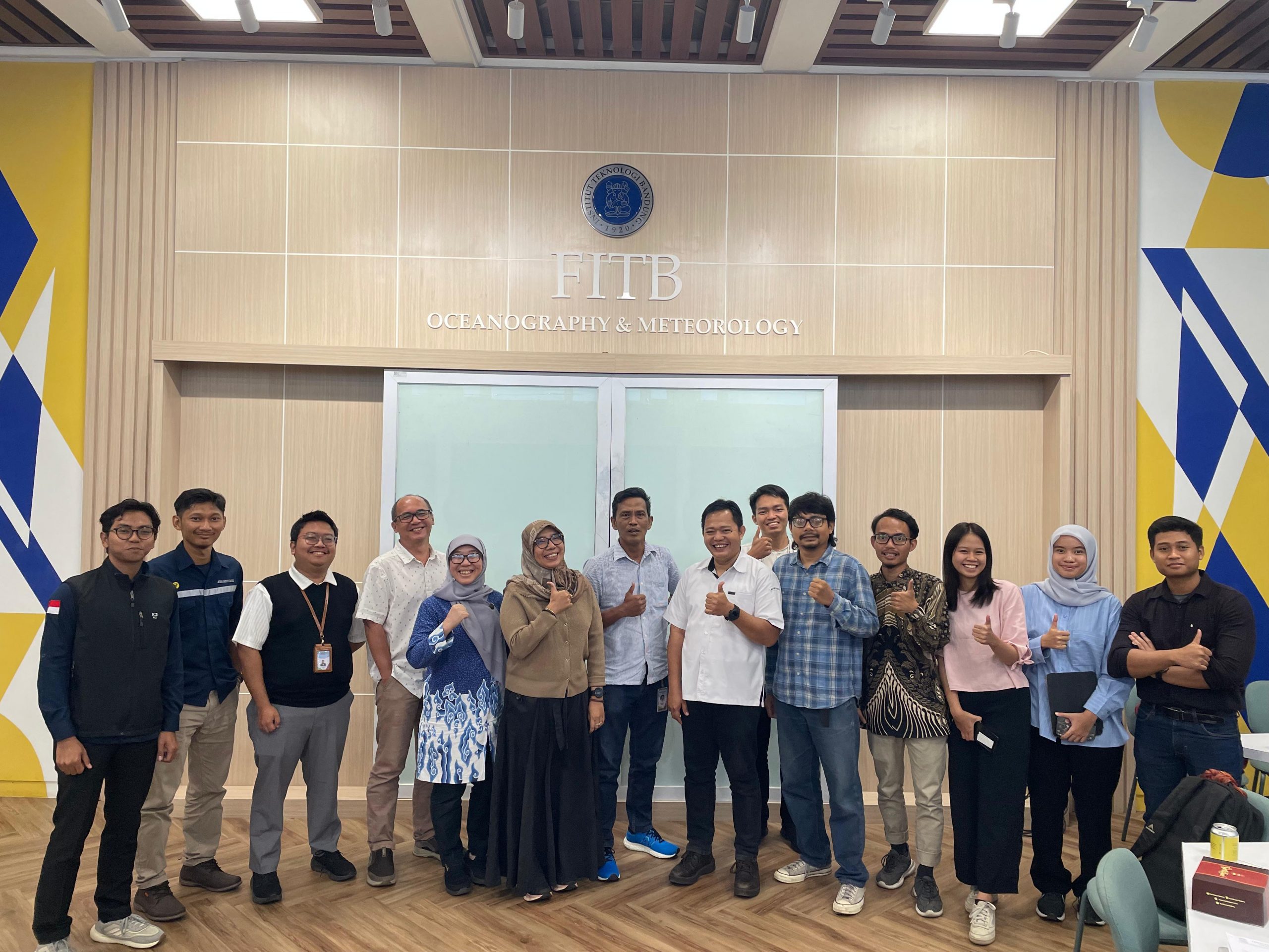 Peninjauan dan Diskusi Langsung Tim PT Jawa Satu Power (JSP) dengan Tim Fakultas Ilmu dan Teknologi Kebumian