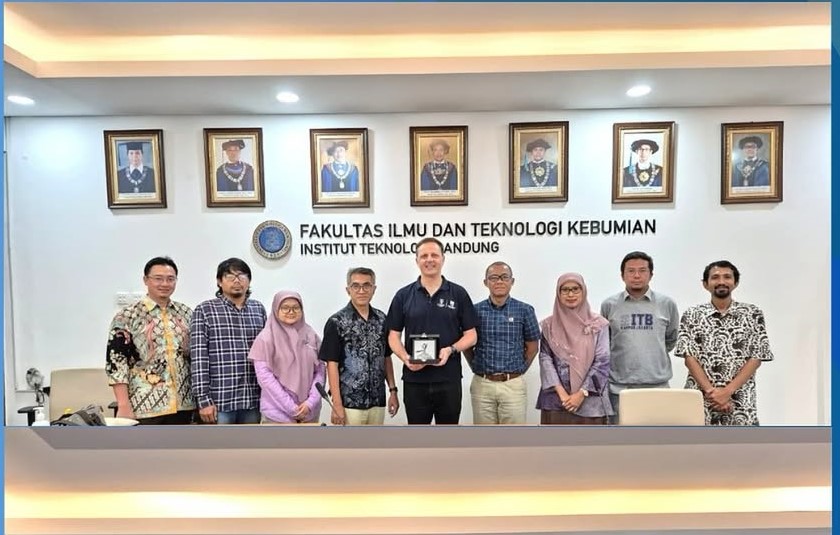 Kolaborasi Antara FITB Dengan University of New South Wales (UNSW) Australia