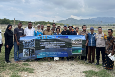 Brawijaya dan Untag Banyuwangi Tingkatkan Kemandirian Petambak Bandeng di Desa Lengkosambi Timur