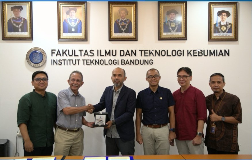 Penandatanganan Perjanjian Kerja Sama Pendidikan dengan PT Pageo Utama