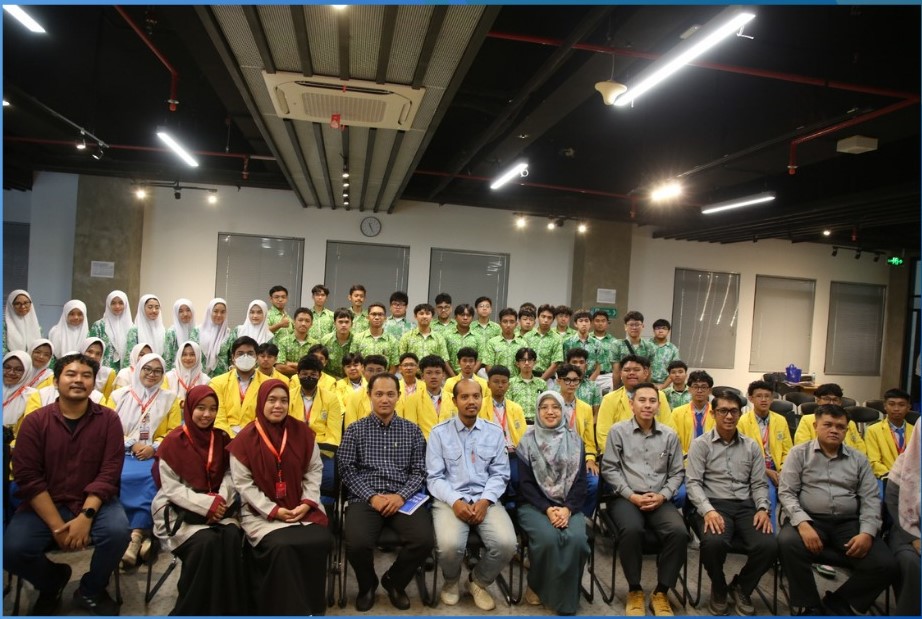 Kunjungan SMA Muhammadiyah 10 GKB Gresik ke FITB_ITB