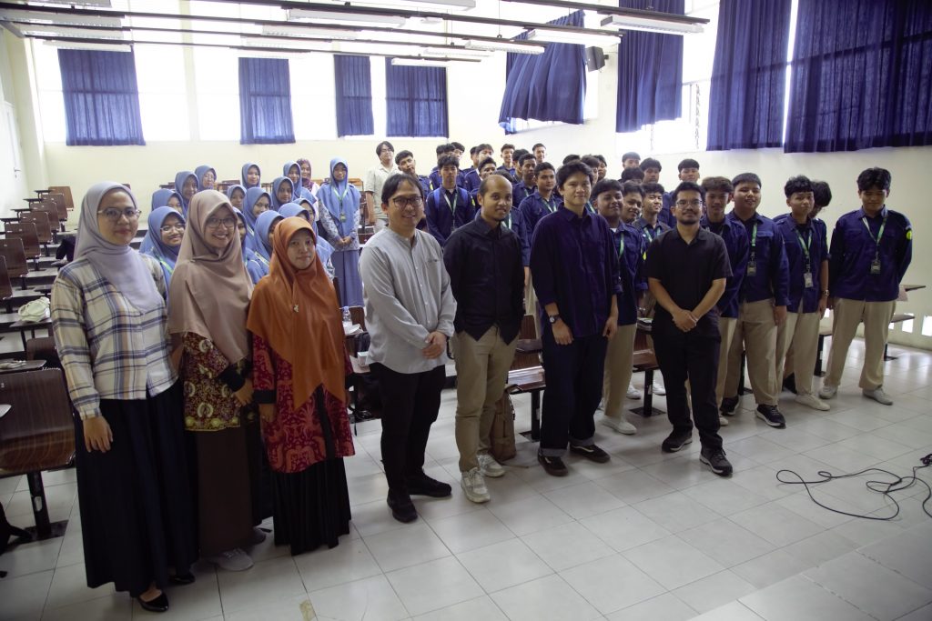 Kunjungan SMA Islam Terpadu Nurul Ilmi Jambi ke FITB-ITB